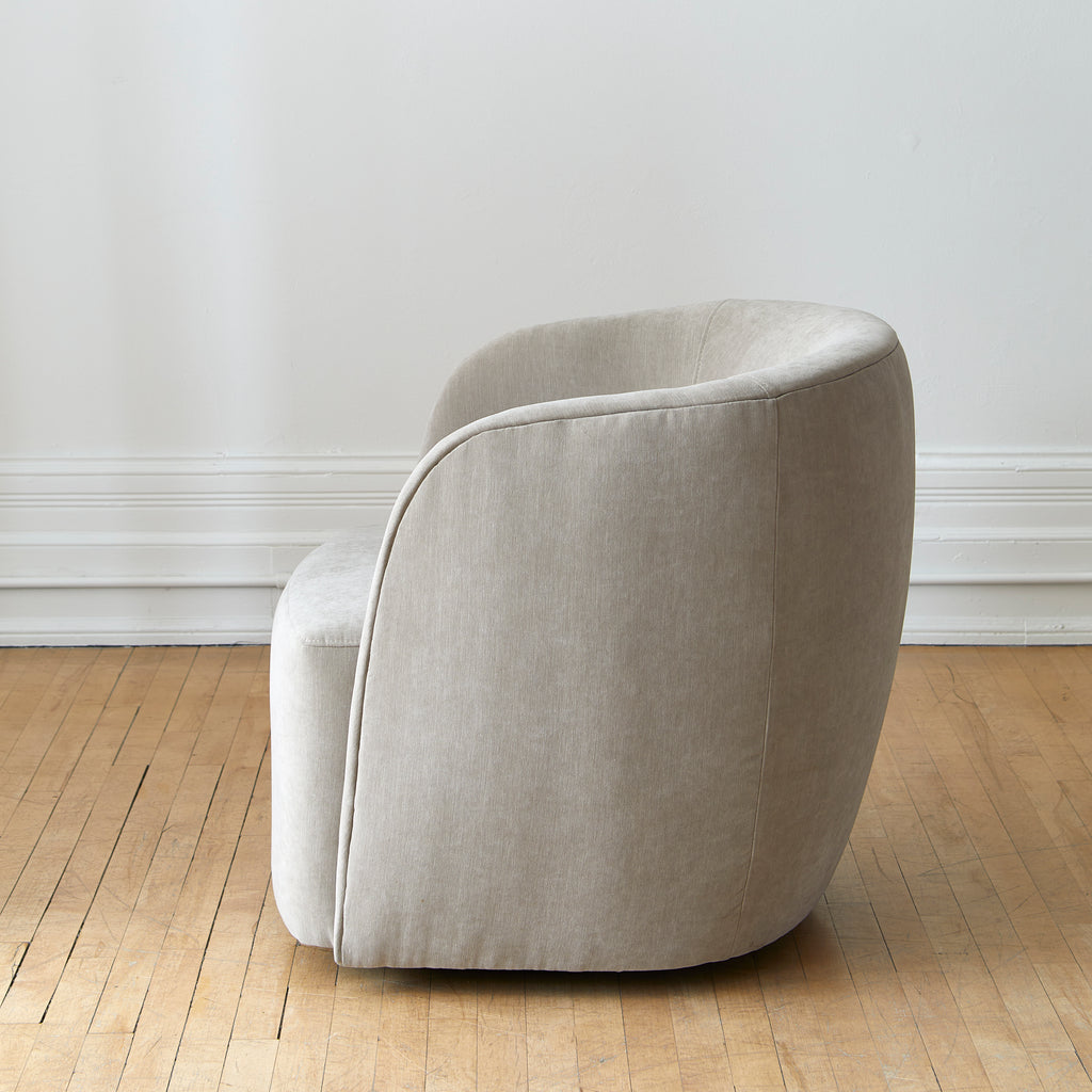 Lola Swivel Chair