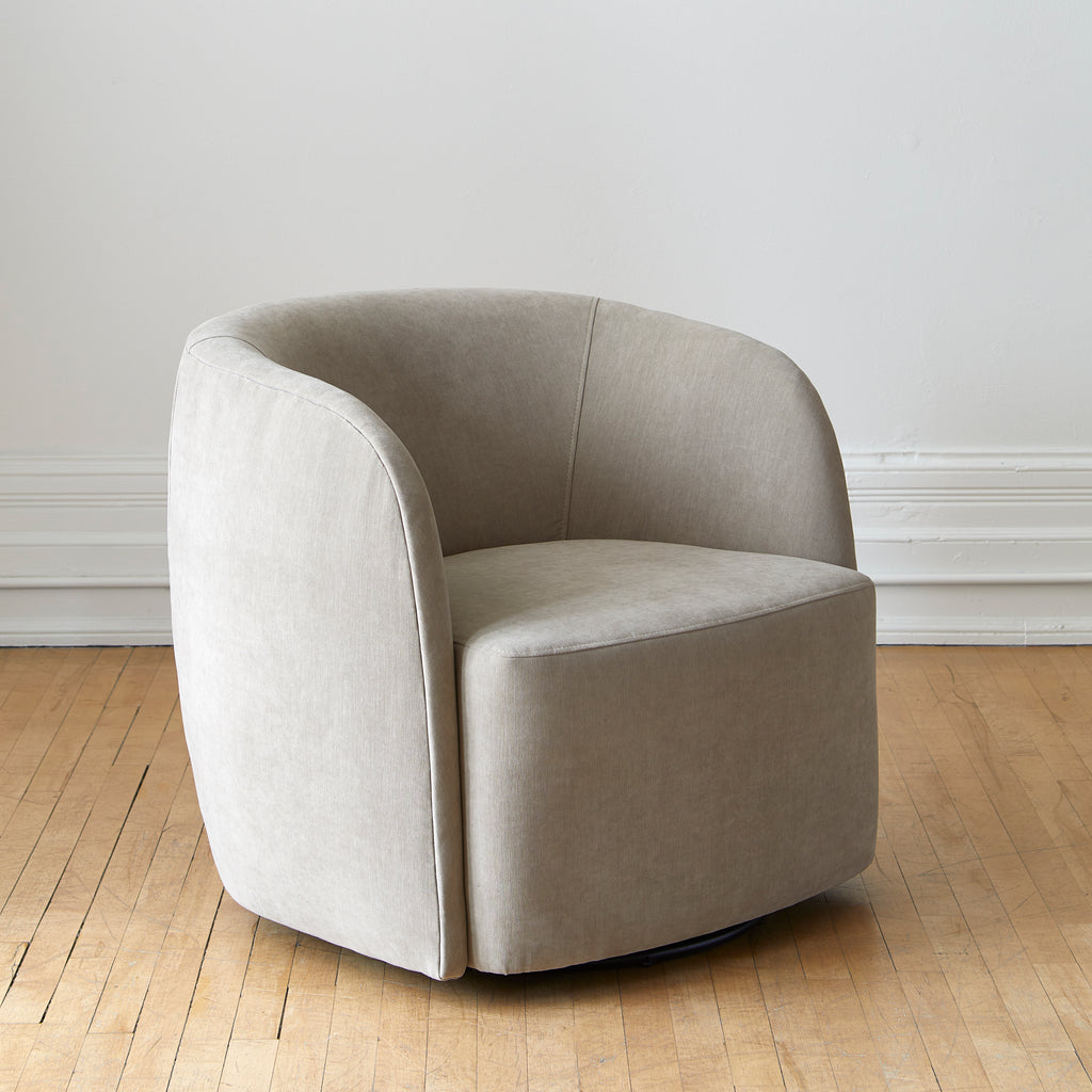 Lola Swivel Chair
