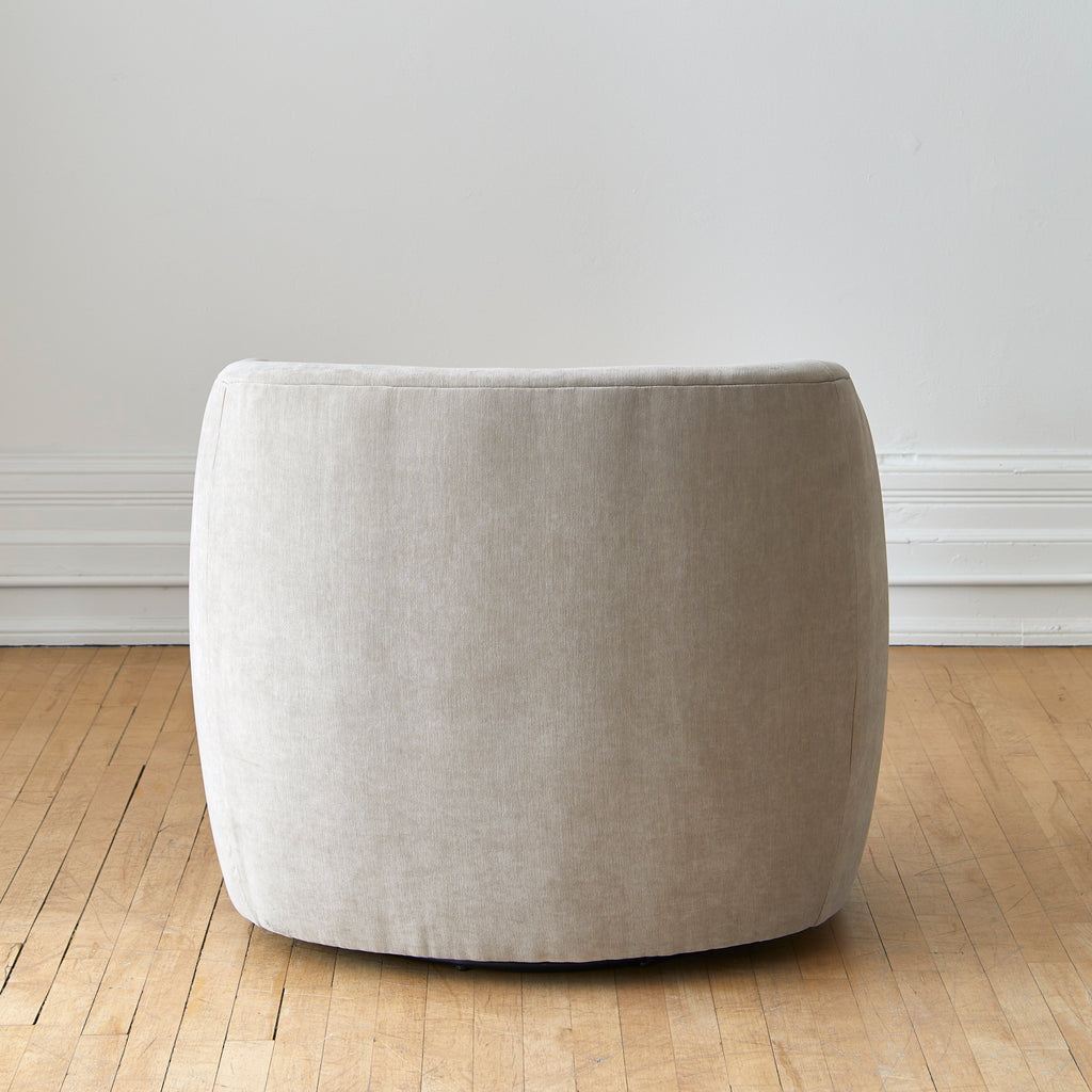 Lola Swivel Chair