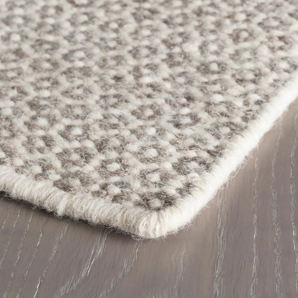 Dash & Albert - Honeycomb Ivory / Grey Handwoven Wool Rug