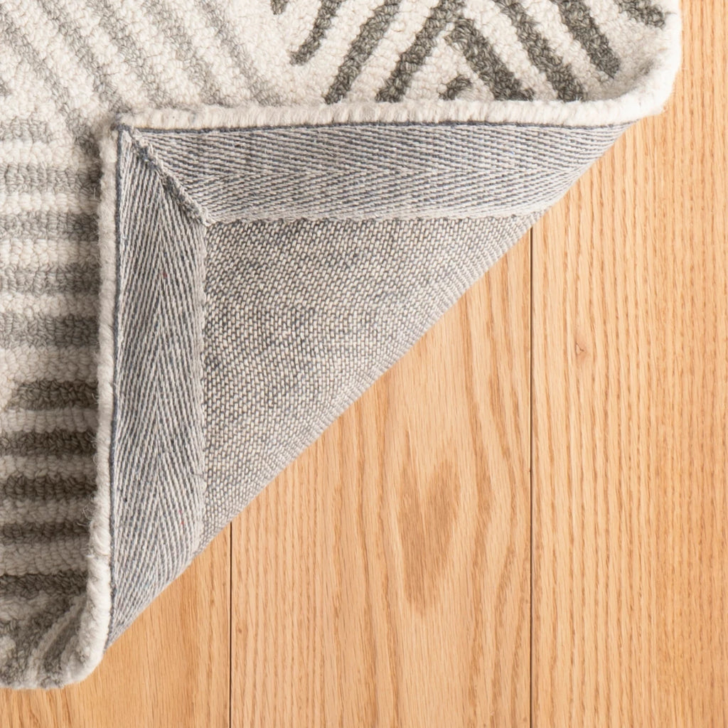Dash & Albert - Karari Blue Hand Hooked Wool Rug