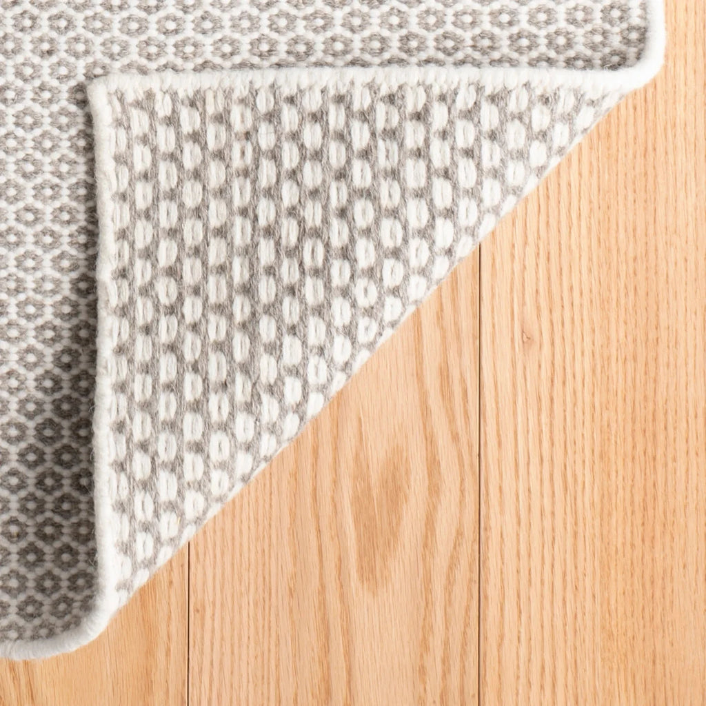 Dash & Albert - Honeycomb Ivory / Grey Handwoven Wool Rug