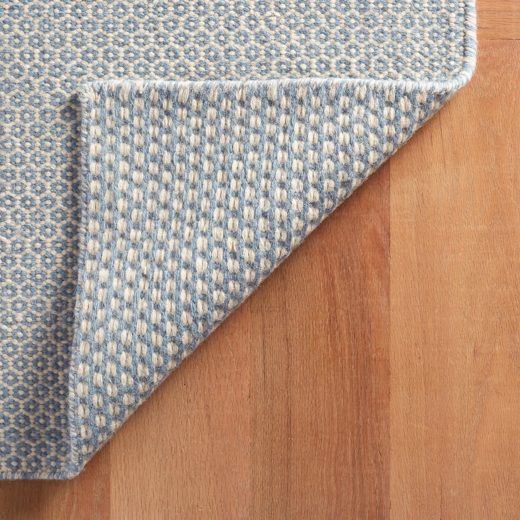 Dash & Albert - Honeycomb French Blue / Ivory Handwoven Wool Rug
