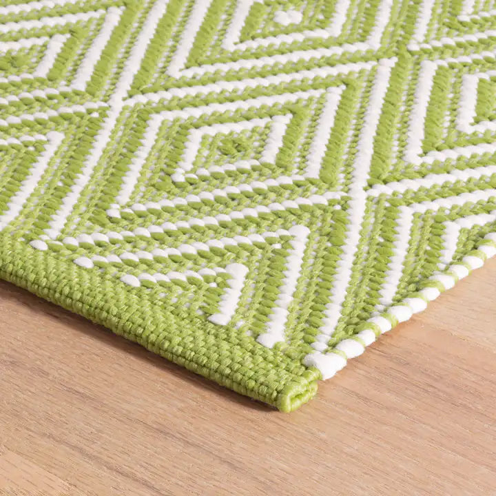 Dash & Albert - Diamond Sprout/White Handwoven Indoor/Outdoor Rug