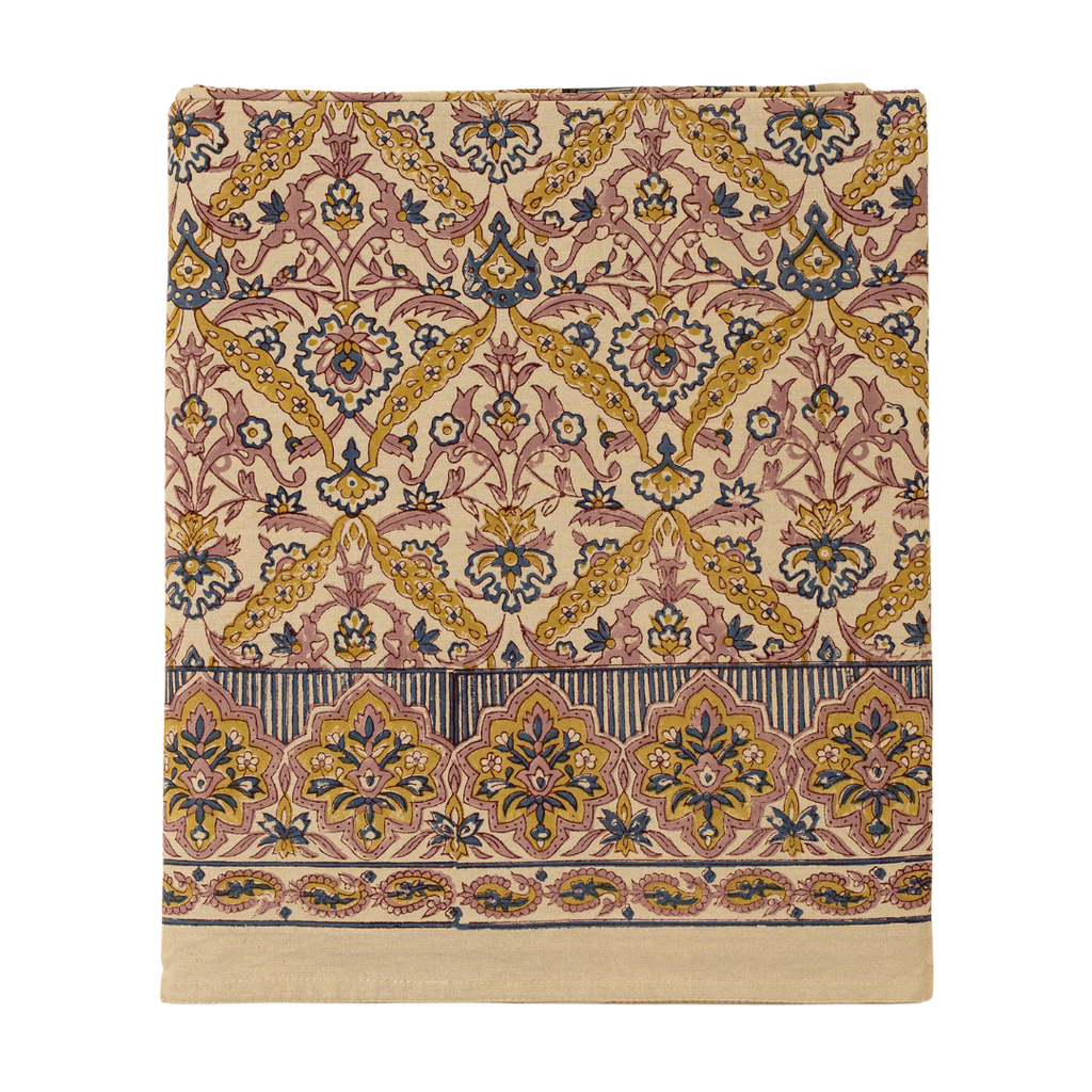 Luna Vine Tablecloth (104" x 60")