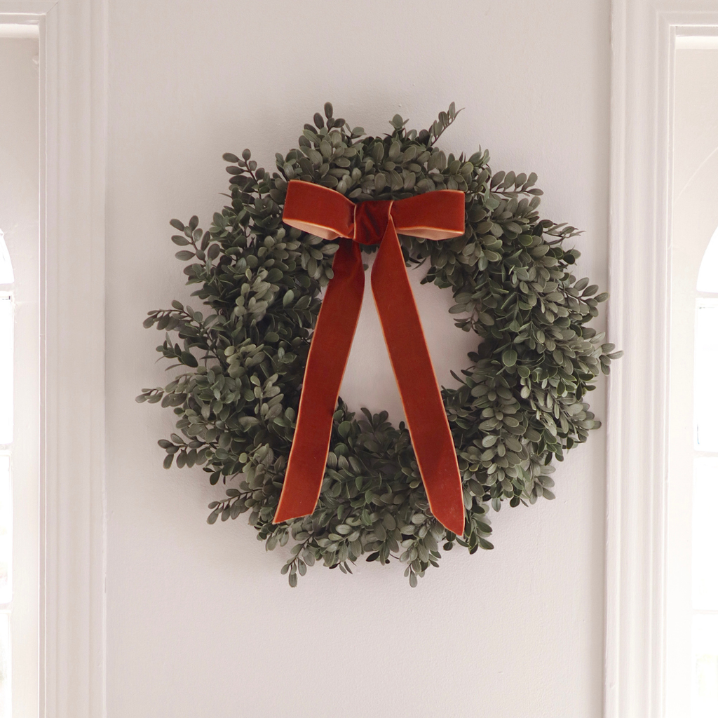 Boxwood Wreath - 12"D