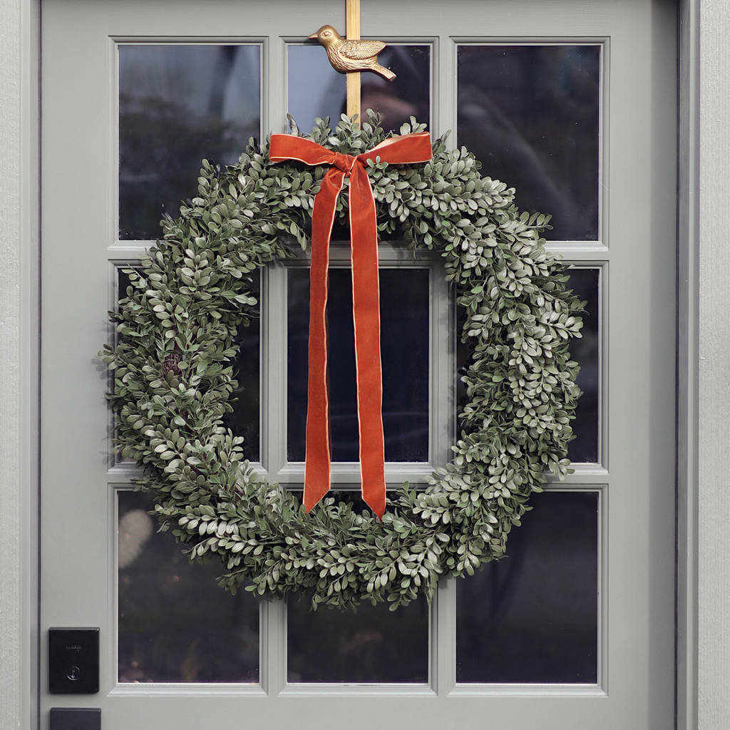 Boxwood Wreath - 21"D