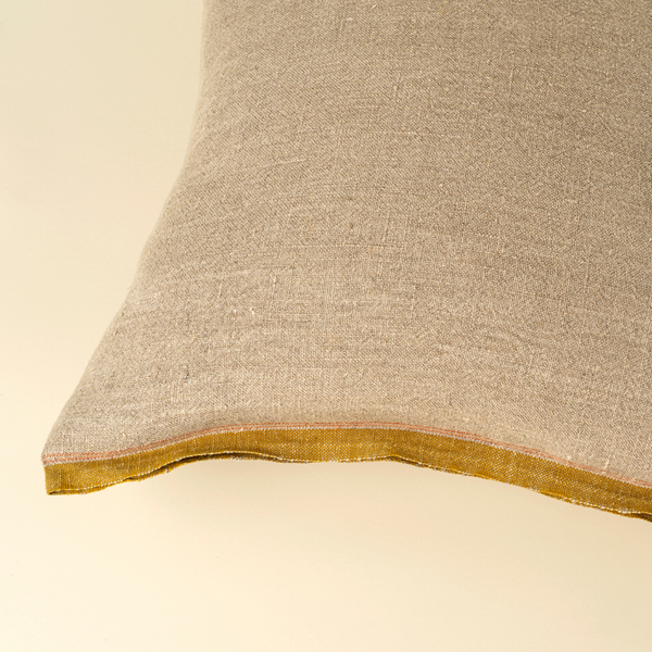 Selvage Linen Pillow - Sunflower (20" x 20")
