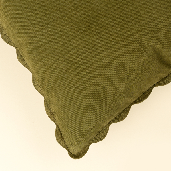 Corduroy Scalloped Pillow - Moss (20" x 20")