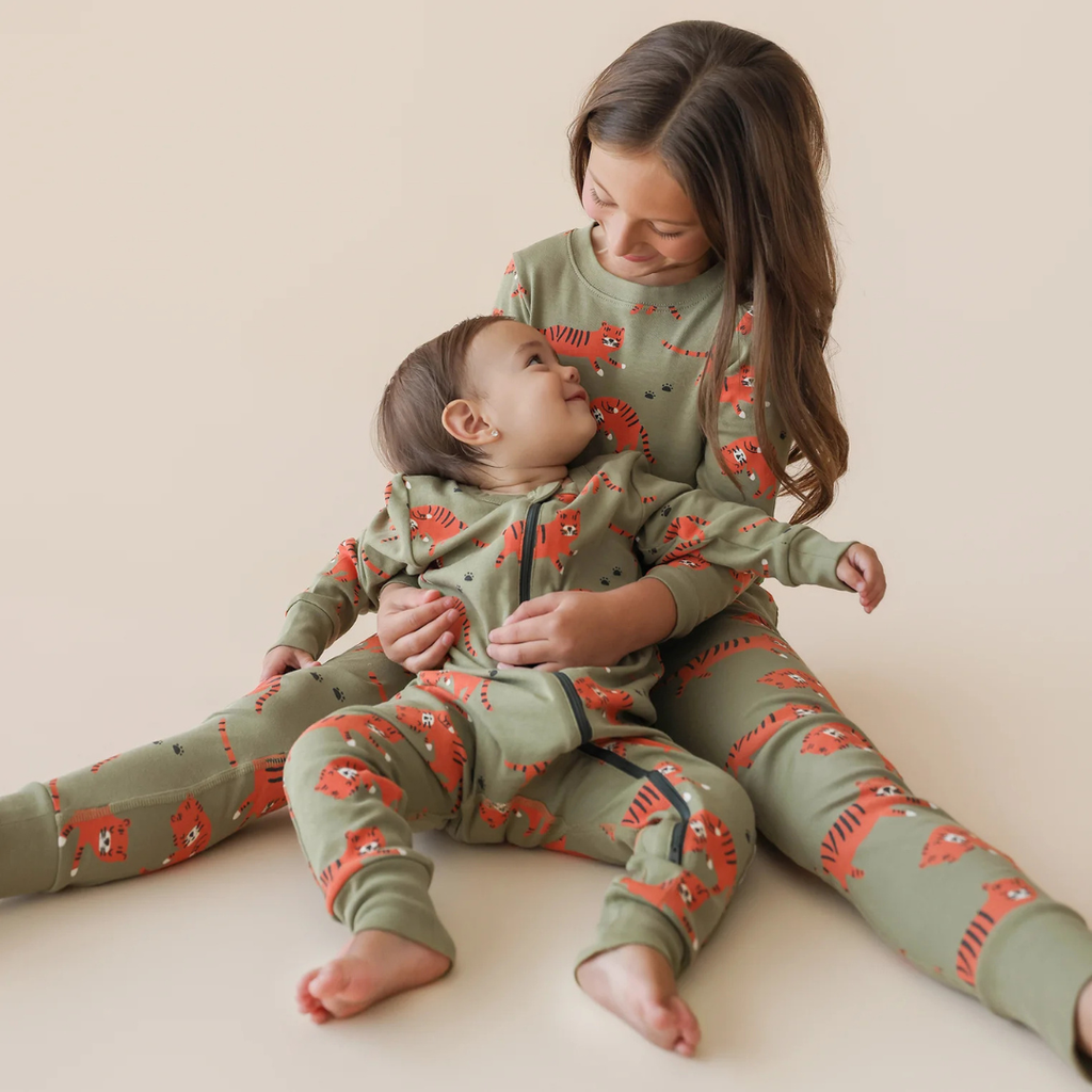 Parade Organics Signature Print '2-Way' Zipper Romper - Tigers