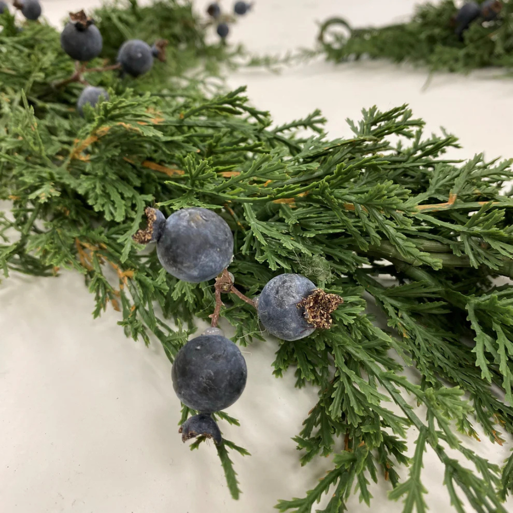 Cedar Berry Garland - 6'