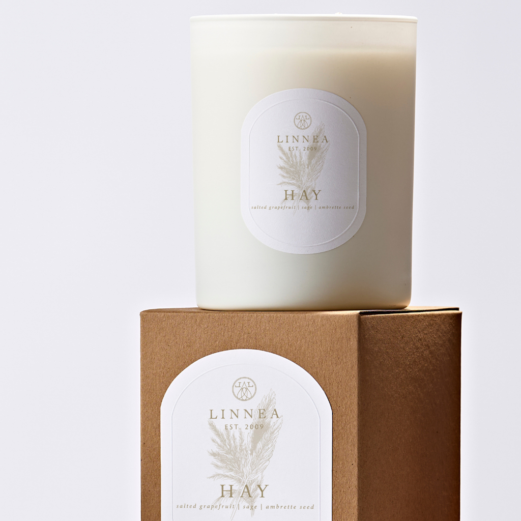 LINNEA Hay Candle
