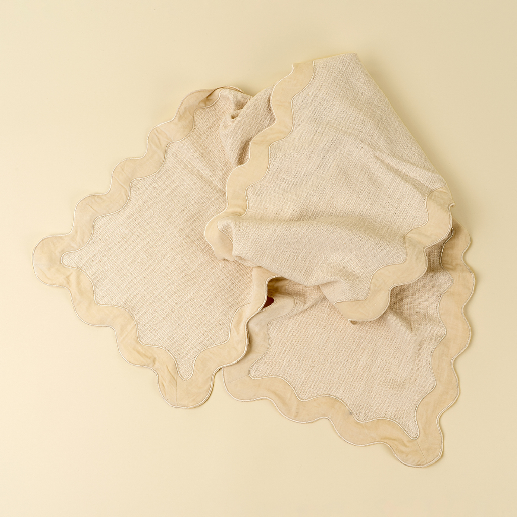 Velvet Scalloped Table Runner - Ivory (108"L)