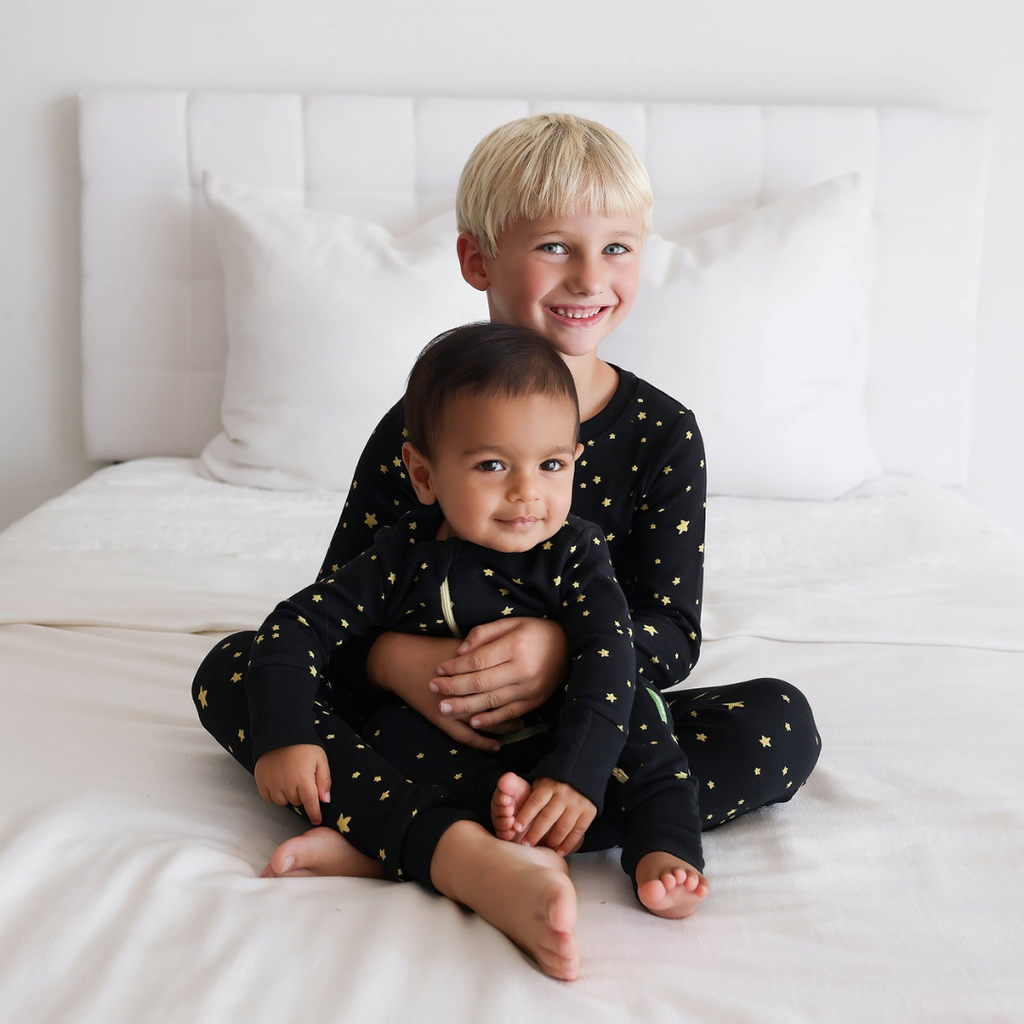 Parade Organics Signature Print '2-Way' Zipper Romper - Yellow Stars