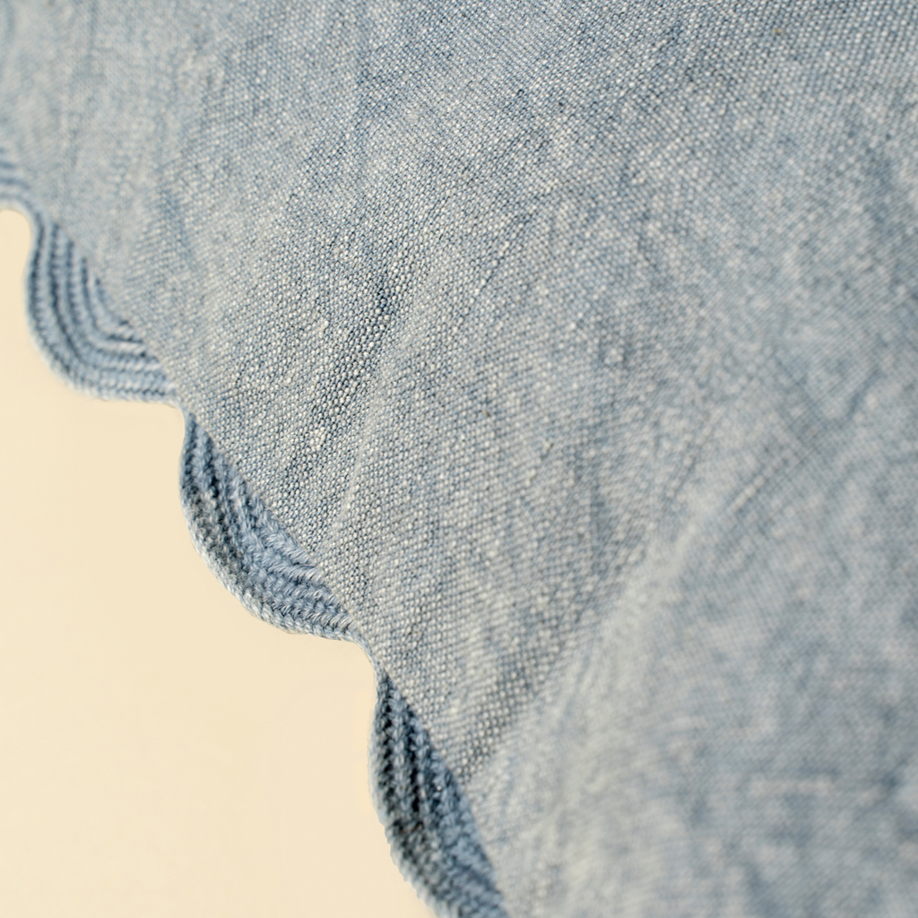 Linen Scalloped Pillow - Slate Blue (20" x 20")