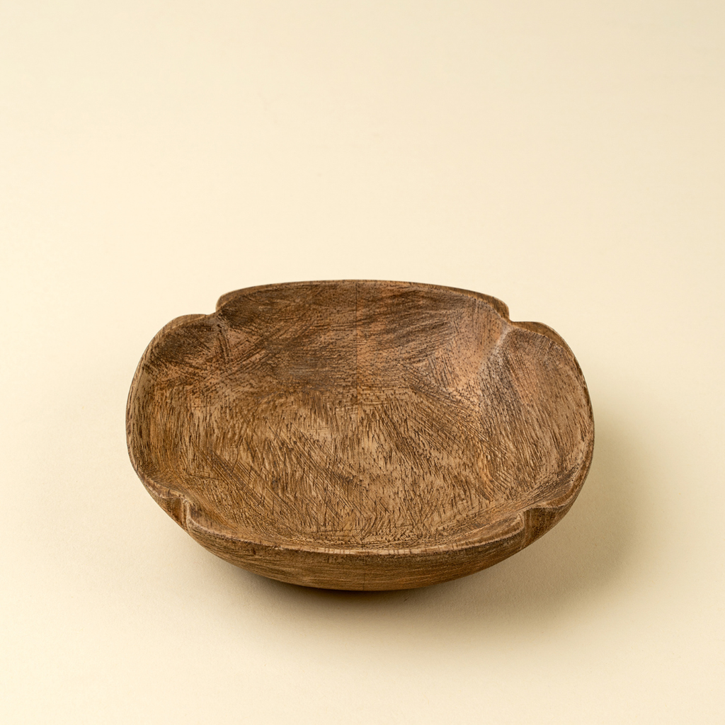 Spade Carved Dish - Round
