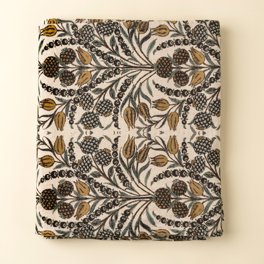 Tropicana Tablecloth (104" x 60")