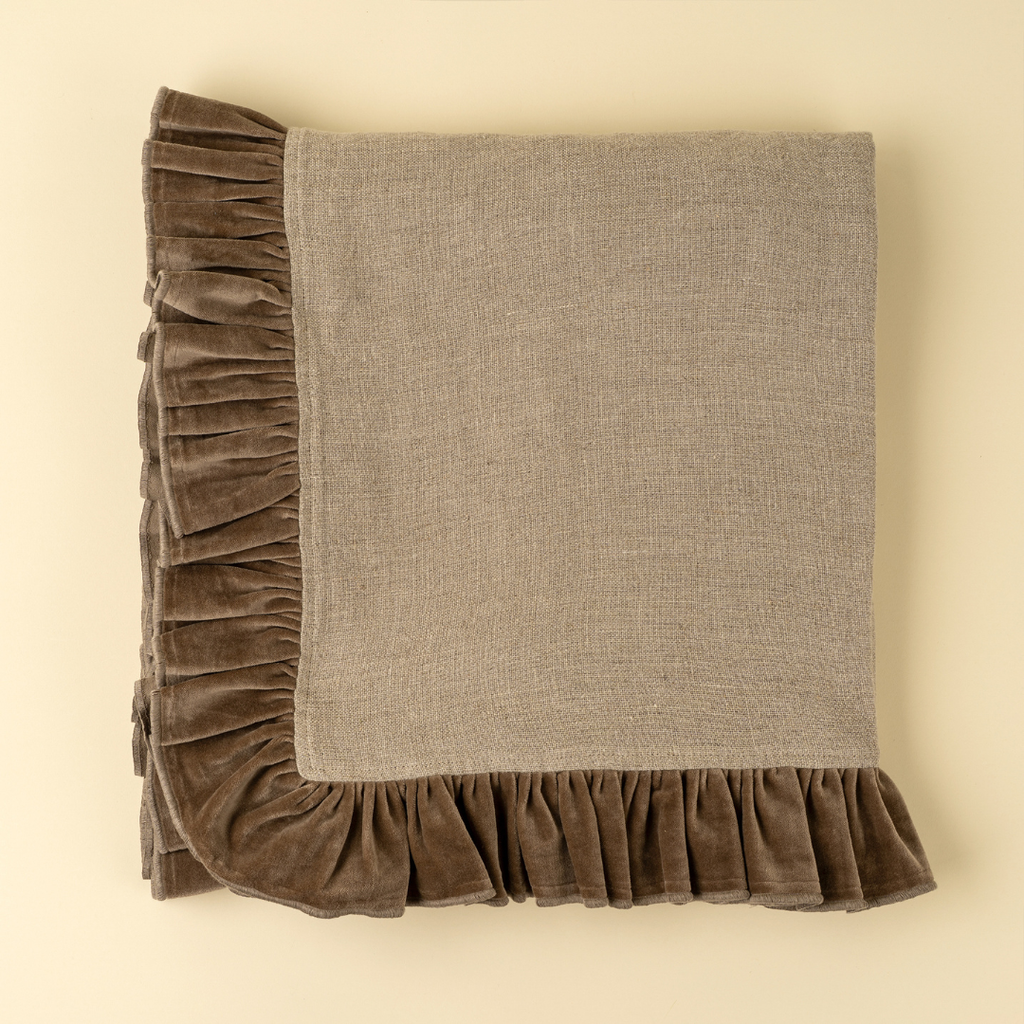 Velvet Ruffle Linen Throw - Chocolate