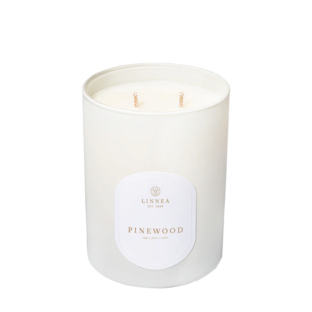 LINNEA Pinewood Candle