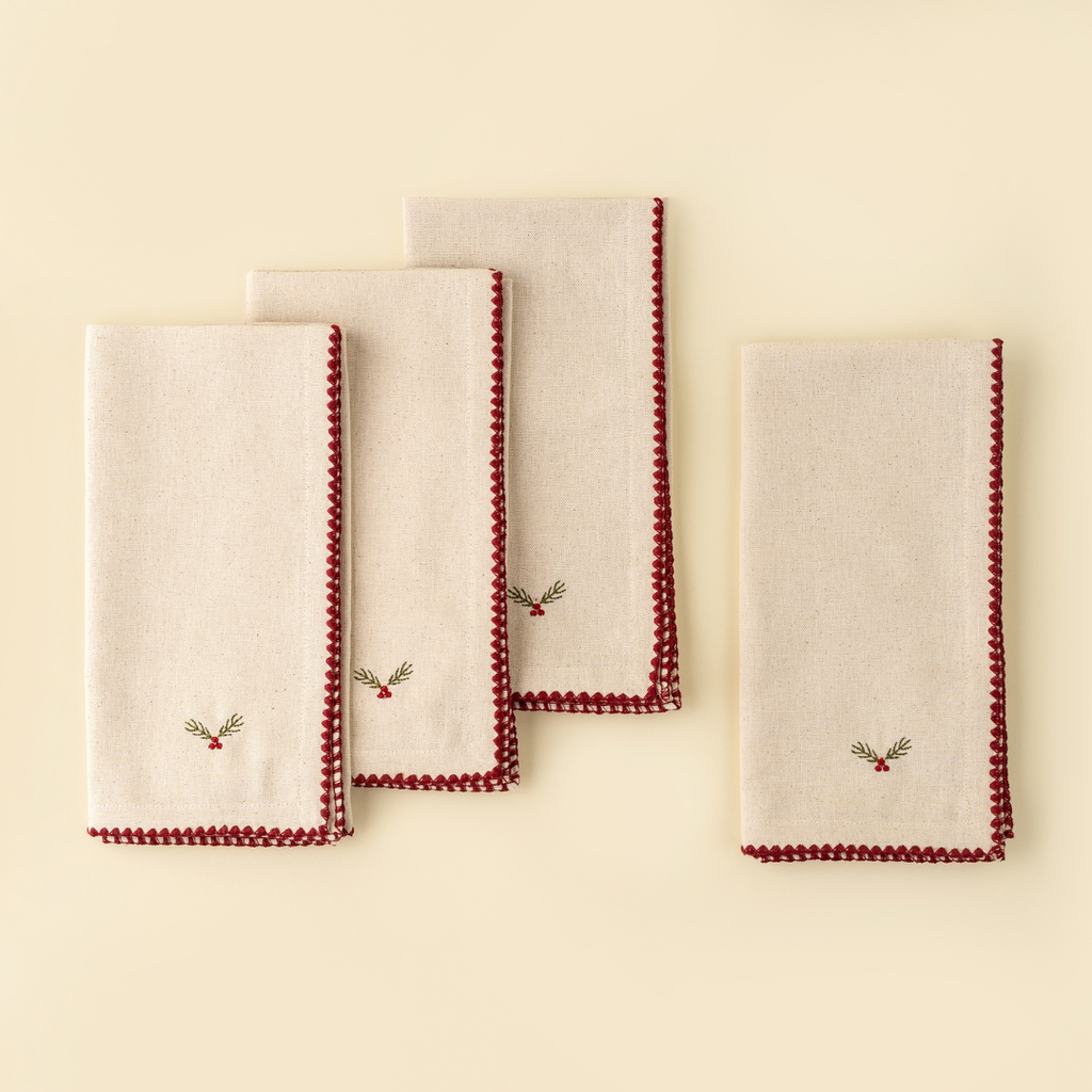 Set of 4 Holly Embroidered Napkins