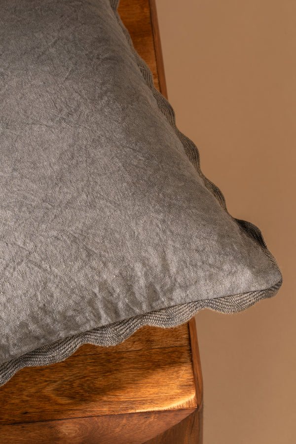 Vera Linen Scalloped Pillow - Charcoal (20" x 20")