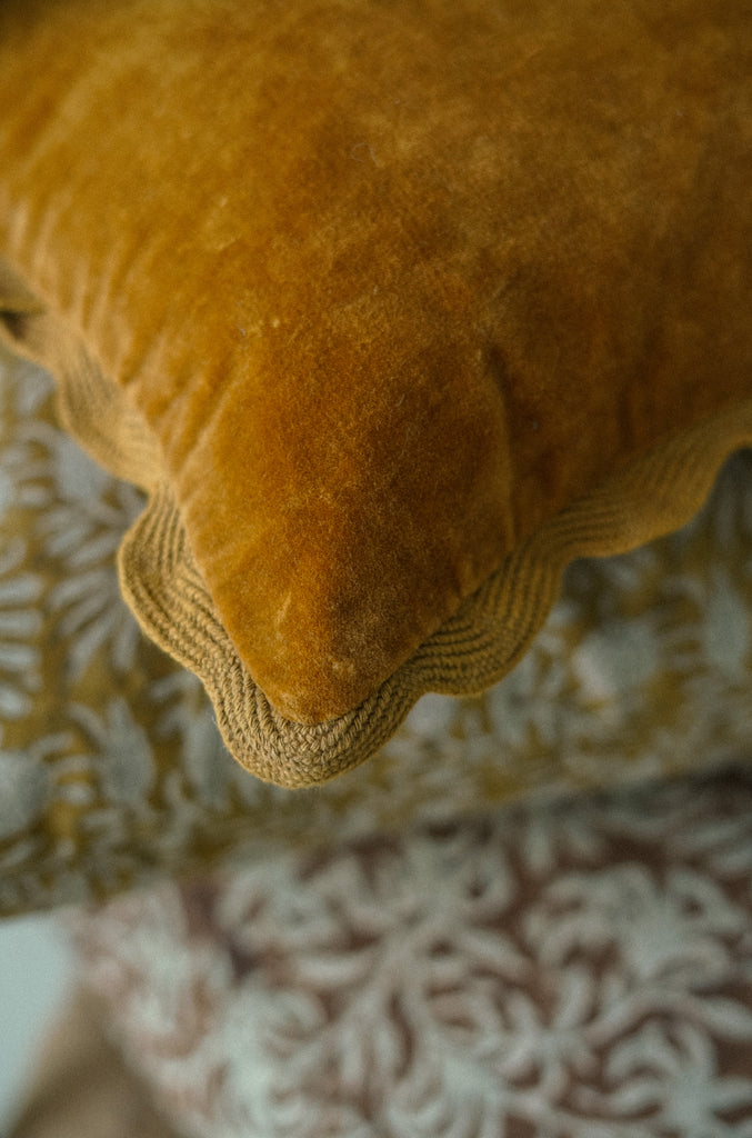 Vera Velvet Scalloped Pillow - Tobacco (21" x 12")