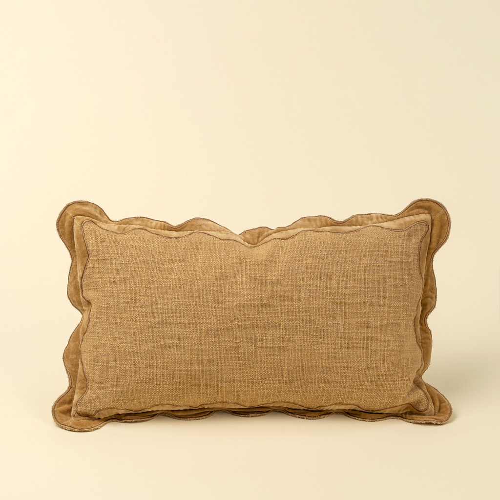 Velvet Scalloped Pillow - Gold (21" x 12")