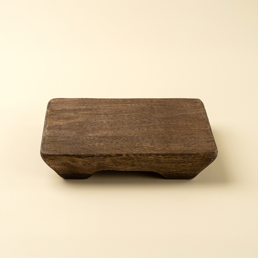Briar Pedestal Tray (Two Sizes Available)