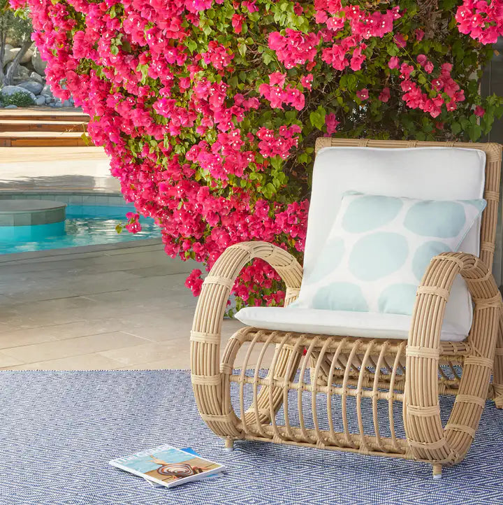 Dash & Albert - Diamond Denim/White Handwoven Indoor/Outdoor Rug
