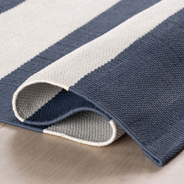 Dash & Albert - Banks Stripe Navy Handwoven Indoor/Outdoor Rug