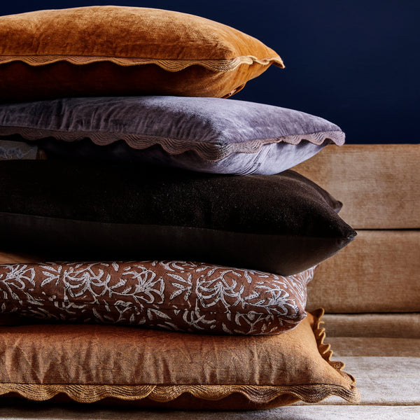 Saffron Block Print Pillow (20" x 20")