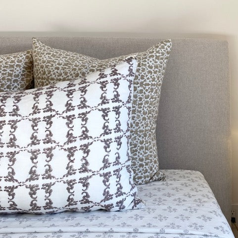 Sequim Fitted Sheet - Smoke (Two Sizes Available)