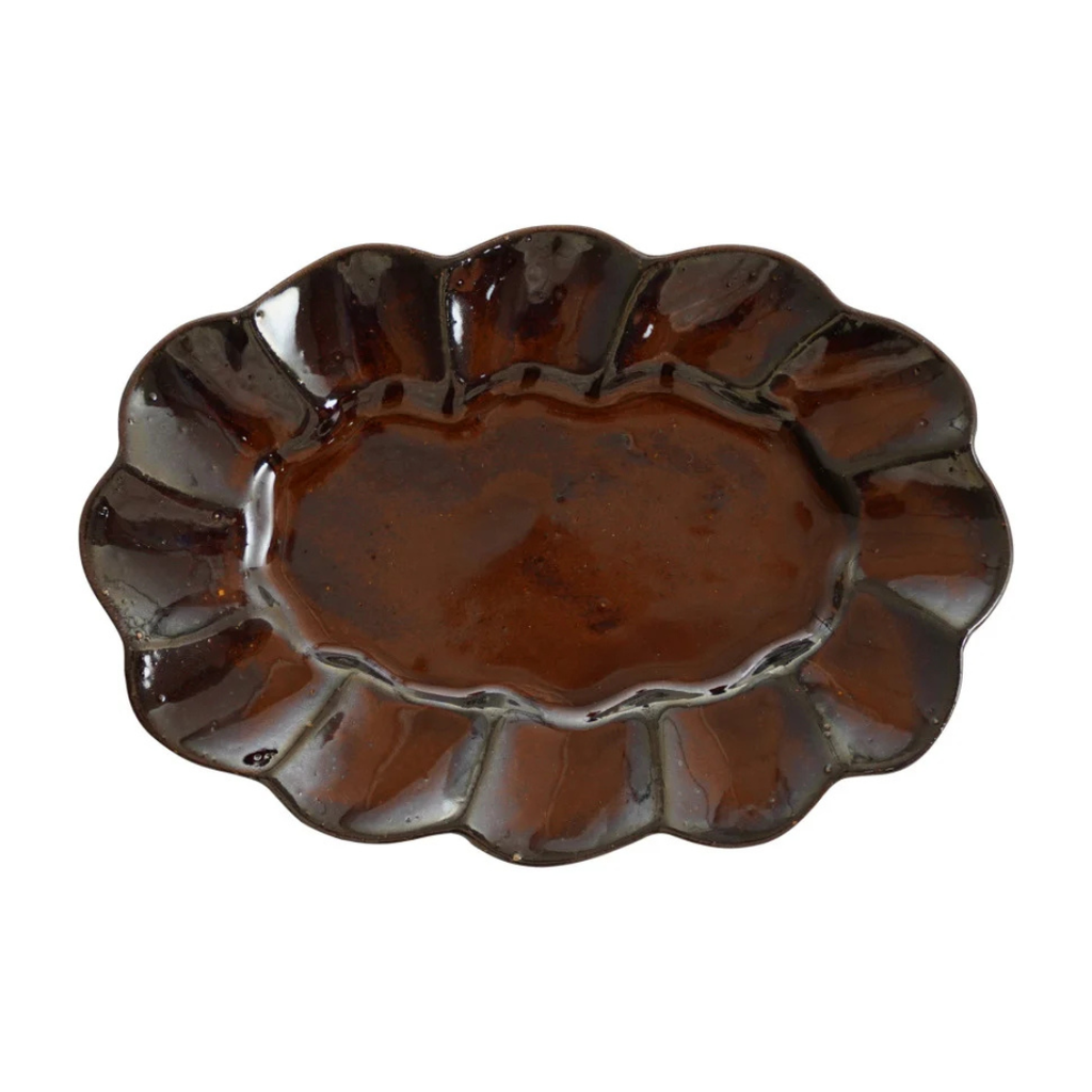 Scalloped Stoneware Plate - Oval