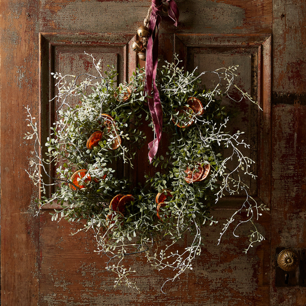 Blue Boxwood Wreath With Citrus