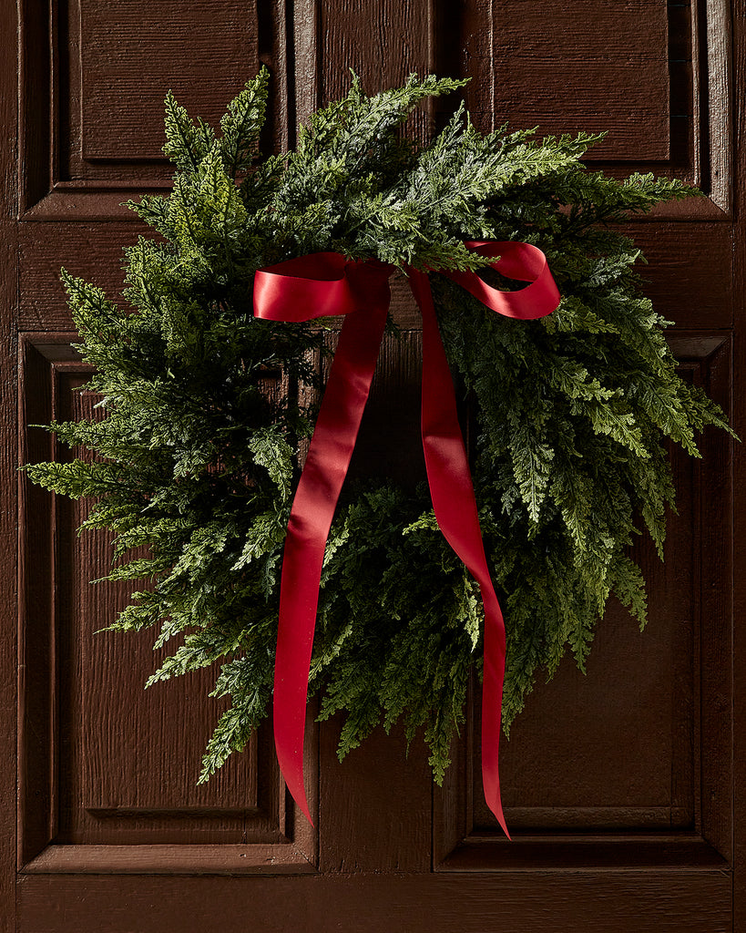 W&P Custom Wreath - 24" Cedar with Bow (Five Colours Available)