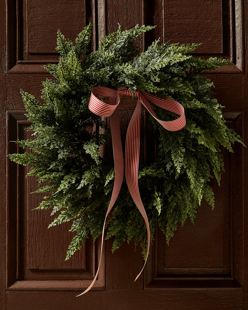 W&P Custom Wreath - 24" Cedar with Bow (Five Colours Available)