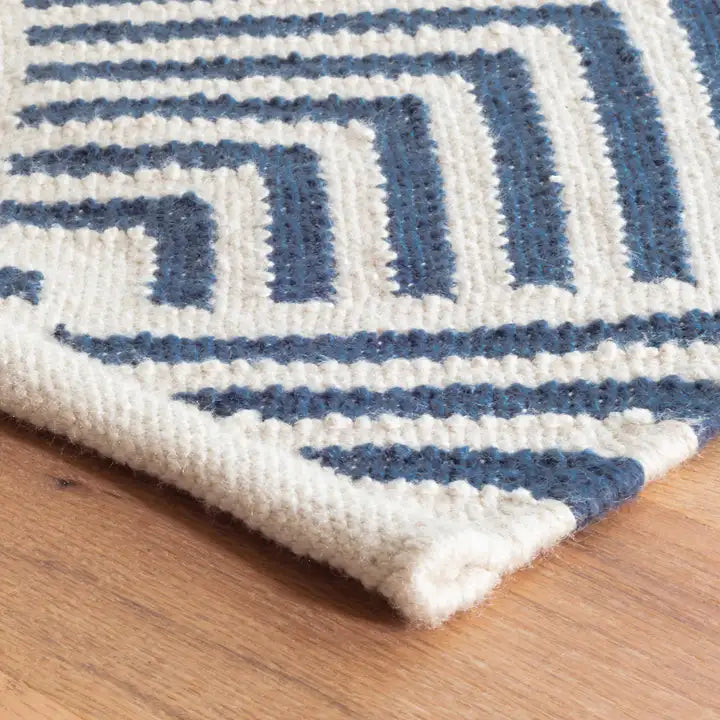 Dash & Albert - Cleo Navy Handwoven Indoor/Outdoor Rug