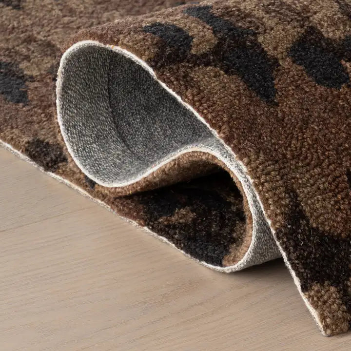 Dash & Albert - Paint Chip Bark Hand Micro Hooked Wool Rug