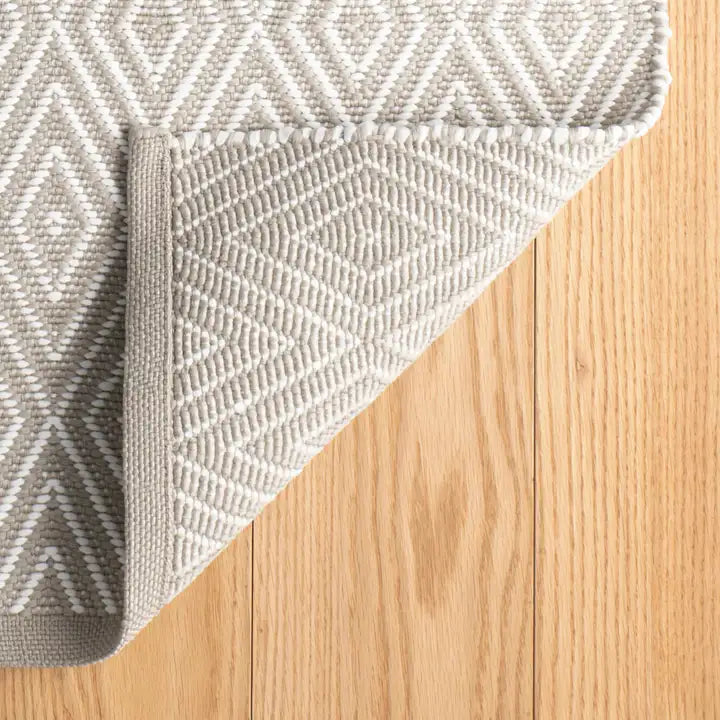 Dash & Albert - Diamond Platinum/White Handwoven Indoor/Outdoor Rug