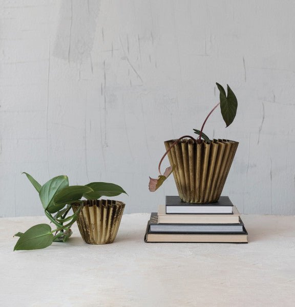 Fluted Brass Pot (Two Sizes Available)