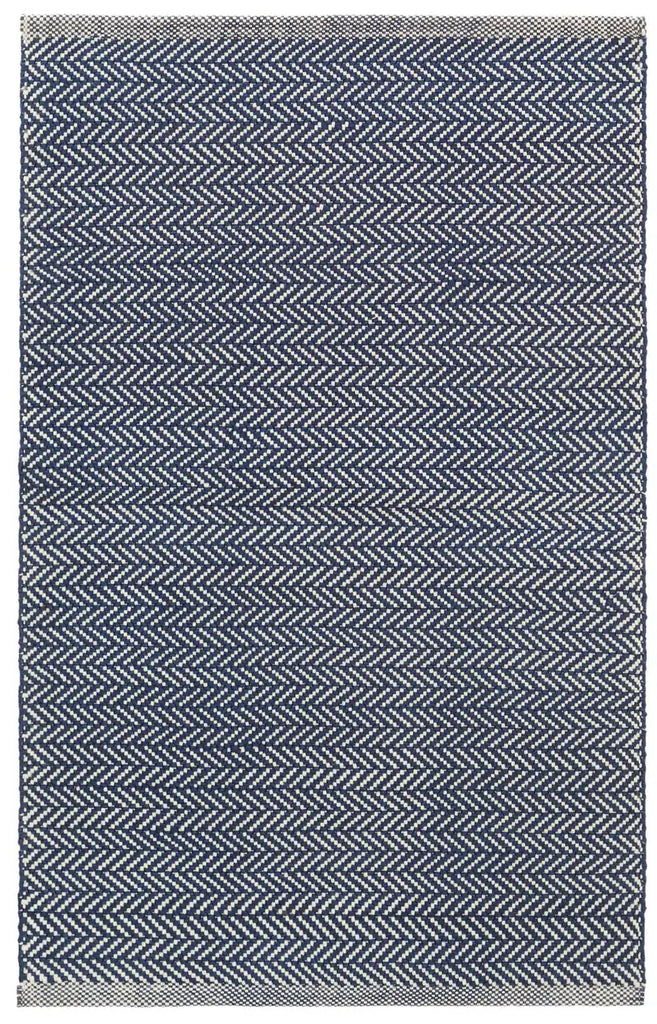 Dash & Albert - Herringbone Navy/Ivory Handwoven Indoor/Outdoor Rug